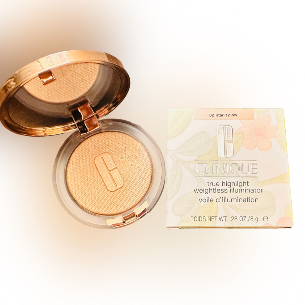 **NEW** Clinique True Highlight Weightless Illuminator